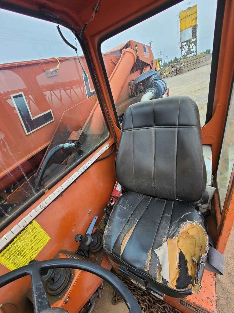 2000 LULL 1044C-54 Forklifts Equipment for Sale or Rent in Portland Oregon Crane Network image 2