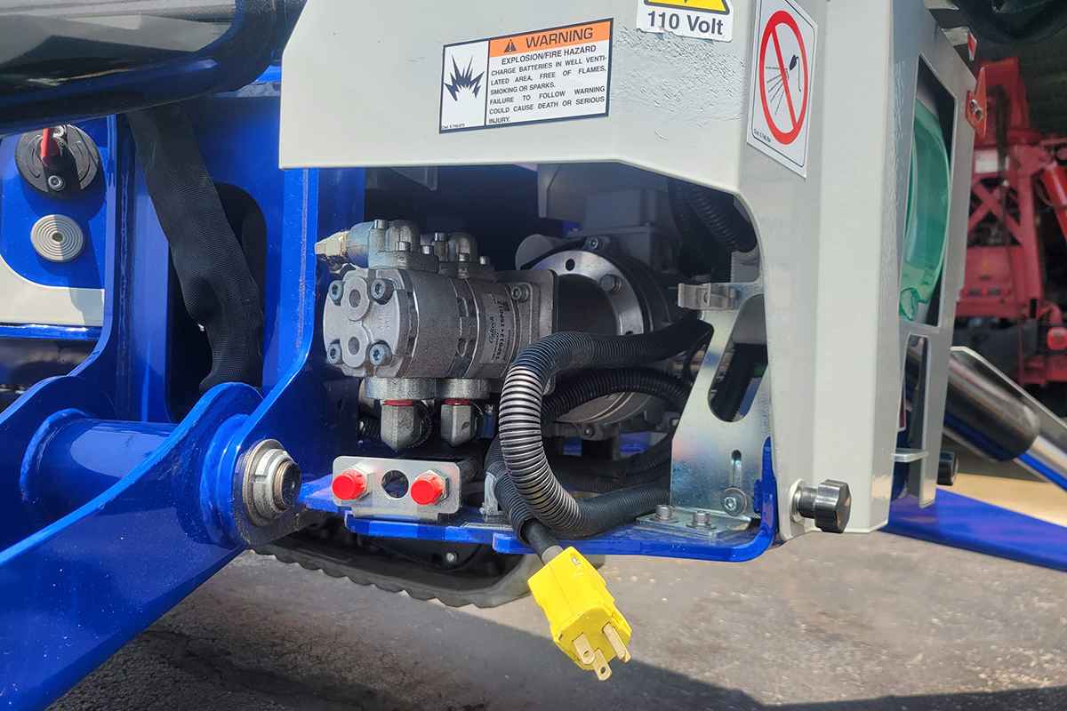 2023 AL68 Personnel Equipment for Sale or Rent in Milwaukee Wisconsin Crane Network image 10