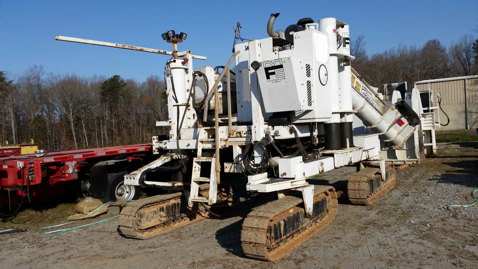 2011 Miller M-8800 Slipform Paving Machine Paving Machine Equipment (Sold) in Greensboro North Carolina Crane Network image 1
