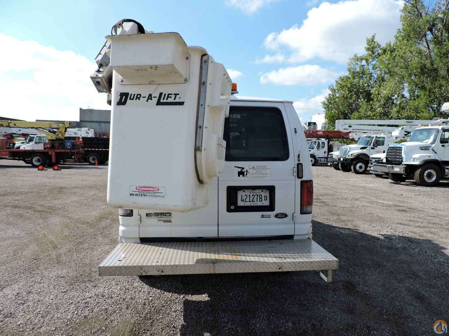 2012 DUR-A-LIFT DVS 29TS Bucket/Service Truck Crane for Sale in Hodgkins Illinois Crane Network image 3