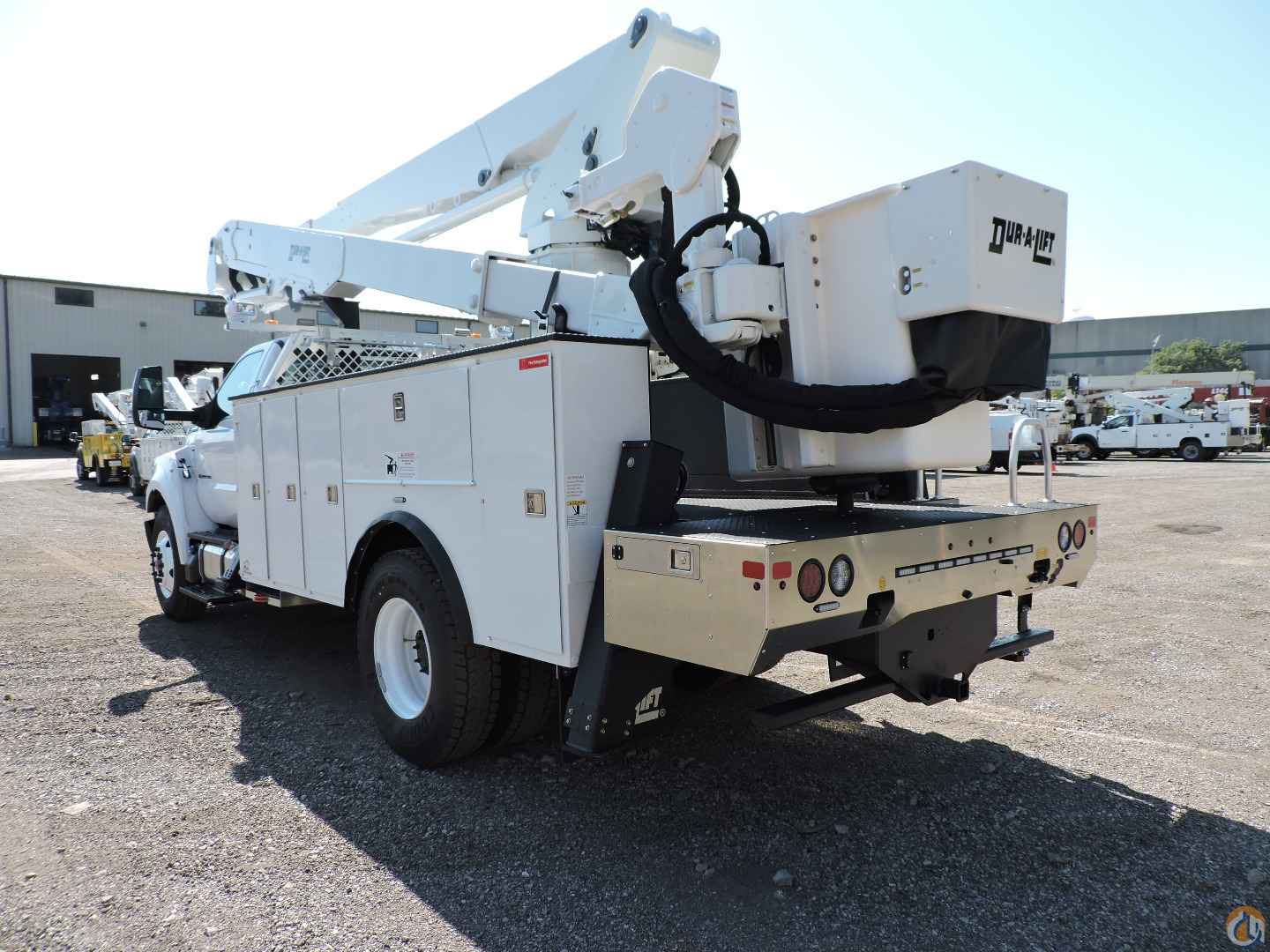 2025 DUR-A-LIFT DLT2-60DU Bucket/Service Truck Crane for Sale in Hodgkins Illinois Crane Network image 5