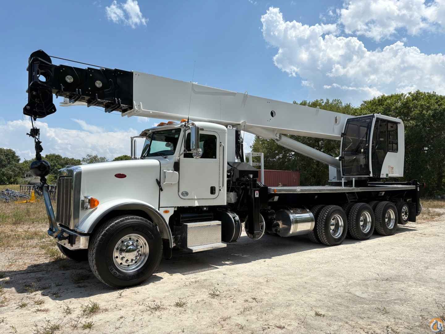2017 Altec AC40-152S Boom Truck Crane for Sale in Fort Pierce Florida Crane Network image 0