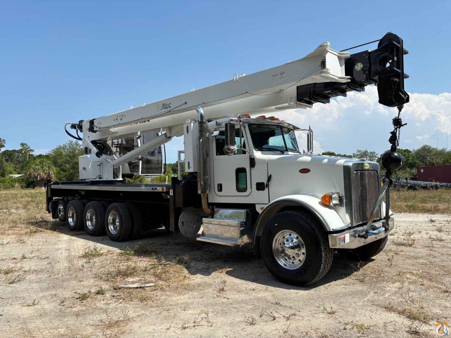 2017 Altec AC40-152S Boom Truck Crane for Sale in Fort Pierce Florida Crane Network image 1