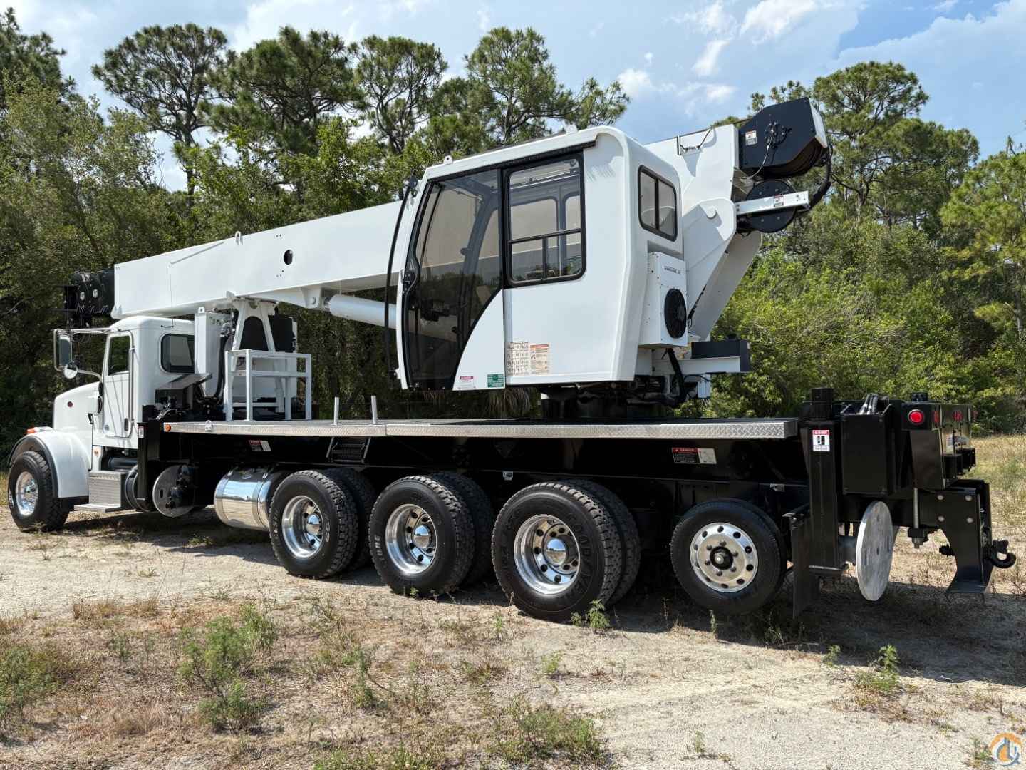 2017 Altec AC40-152S Boom Truck Crane for Sale in Fort Pierce Florida Crane Network image 9