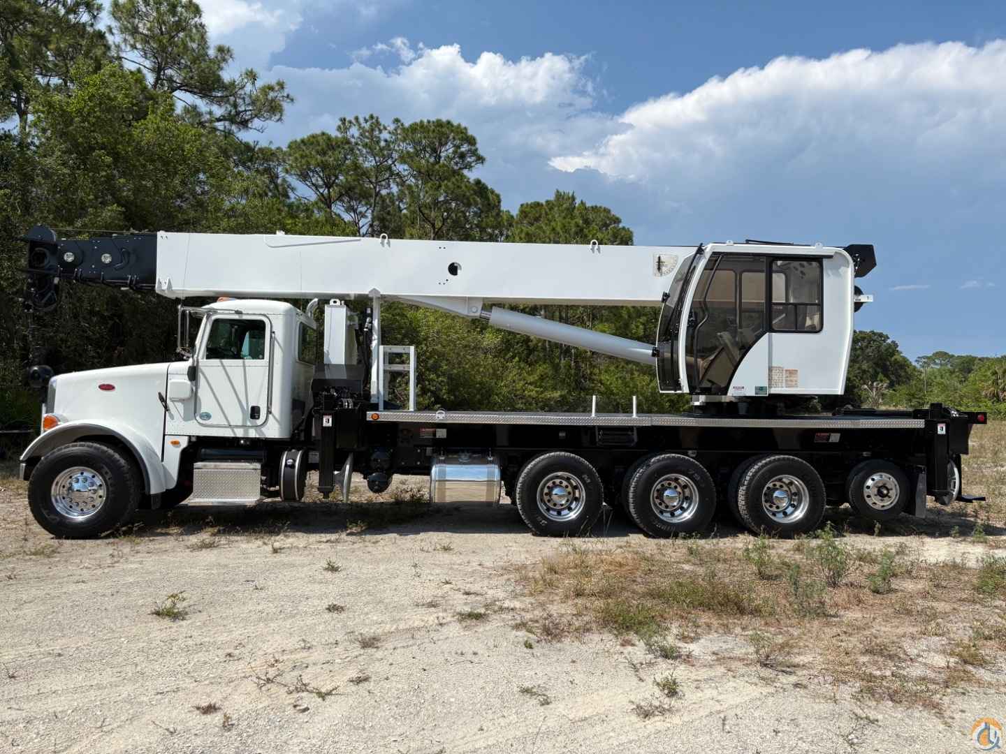 2017 Altec AC40-152S Boom Truck Crane for Sale in Fort Pierce Florida Crane Network image 10