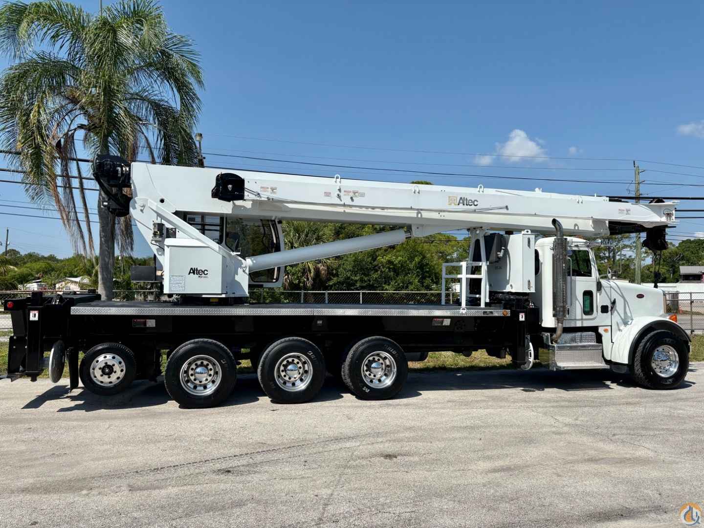 2017 Altec AC40-152S Boom Truck Crane for Sale in Fort Pierce Florida Crane Network image 21