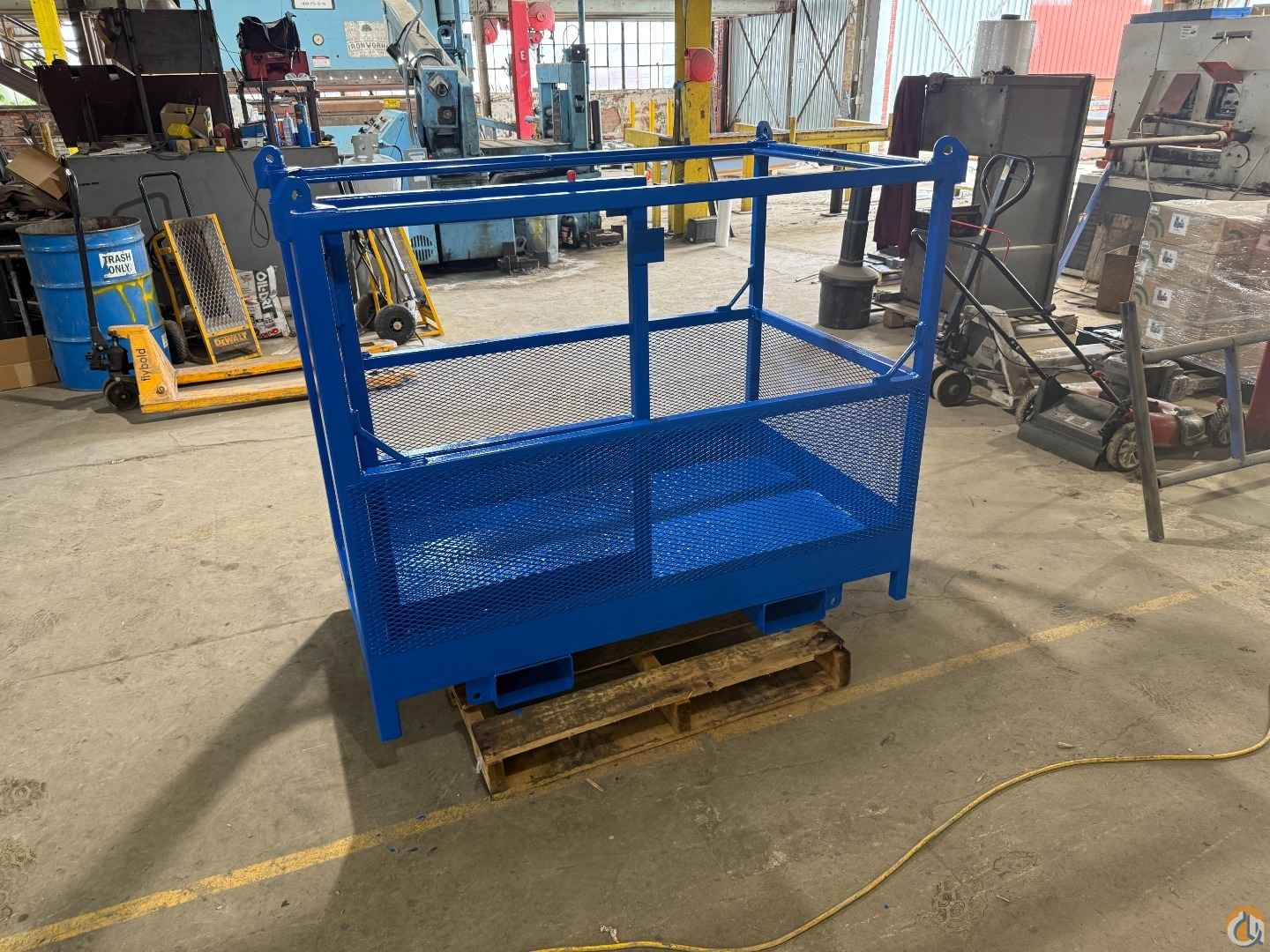 Crane Man Baskets Man Baskets Part for Sale in Chattanooga Tennessee Crane Network image 4