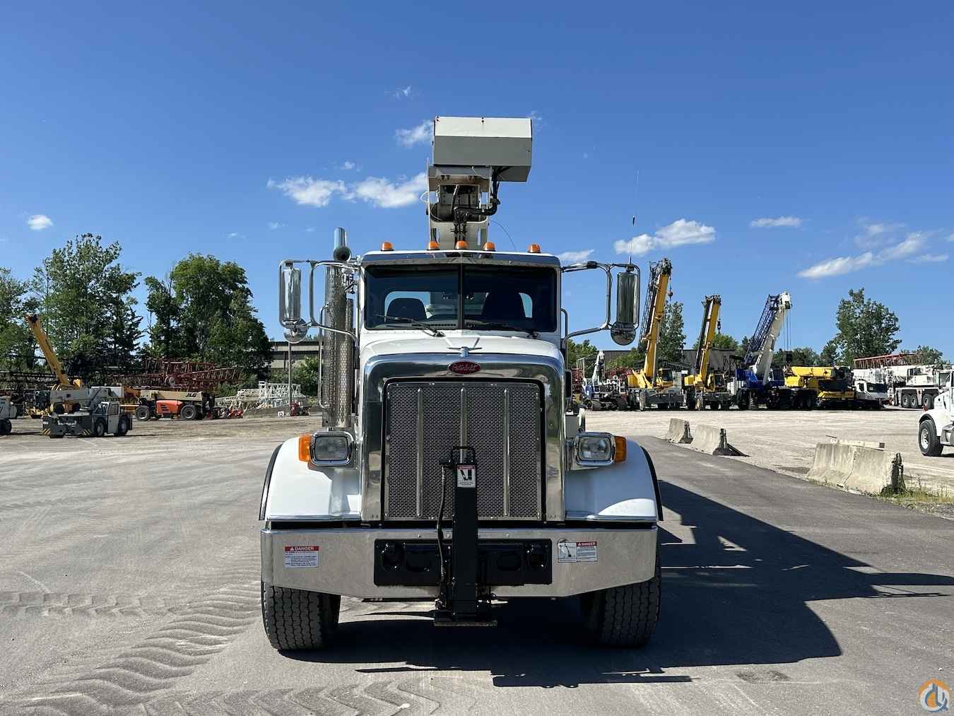 2015 National 900H Boom Truck Crane (Sold) in Cleveland Ohio Crane Network image 6