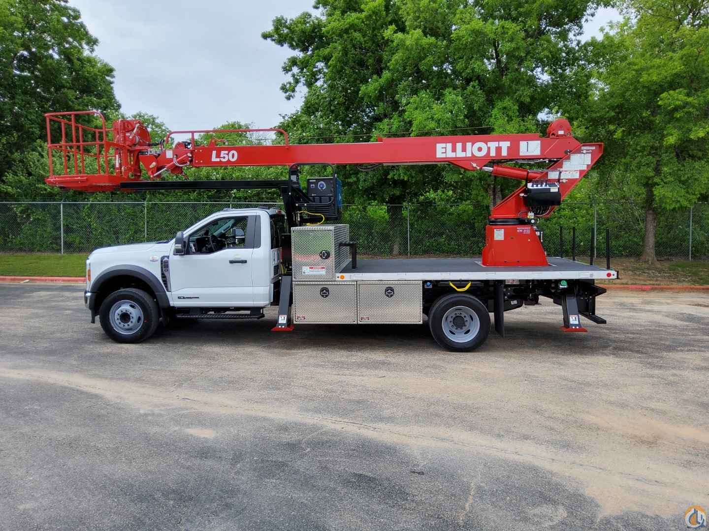 2024 Elliott L50 Aerial Man Lifts Crane (Sold) in Pflugerville Texas Crane Network image 0