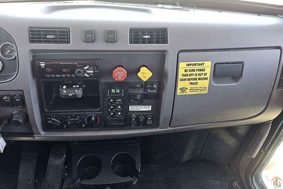 2018 National 8100D Boom Truck Crane (Sold) in Milwaukee Wisconsin Crane Network image 10