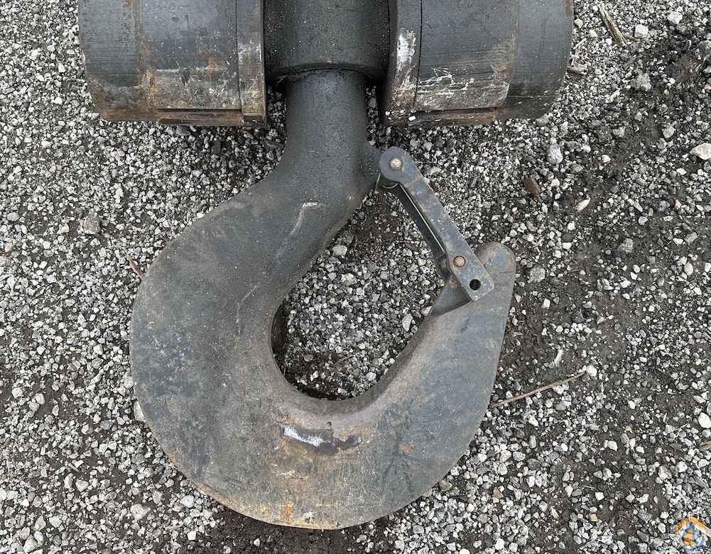 Hook Block, 55 ton, quick reeving, 5 sheaves Hook Block Part for Sale in Cleveland Ohio Crane Network image 4