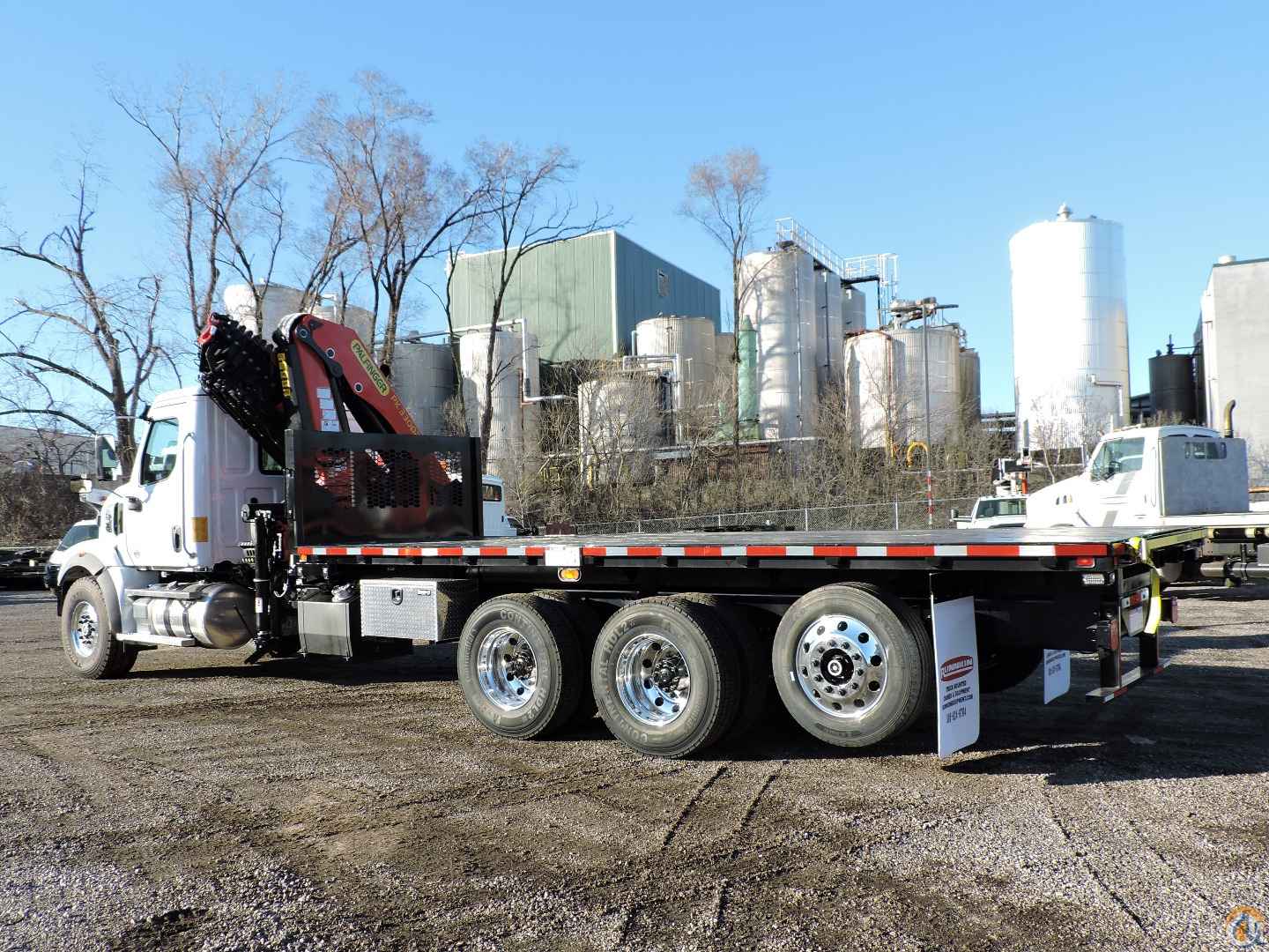 2024 Palfinger PK 33002 EH Mounted Knuckle Boom Crane (Sold) in Hodgkins Illinois Crane Network image 1