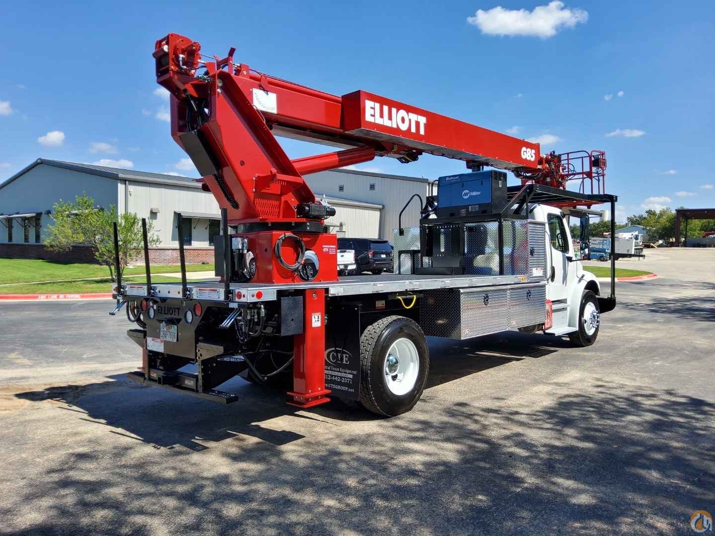 2024 Elliott G85R Bucket/Service Truck Crane (Sold) in Pflugerville Texas Crane Network image 6