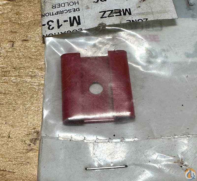 MANITOWOC HOLDER TUBE CLIP Miscellaneous Part for Sale in Cleveland Ohio Crane Network image 1