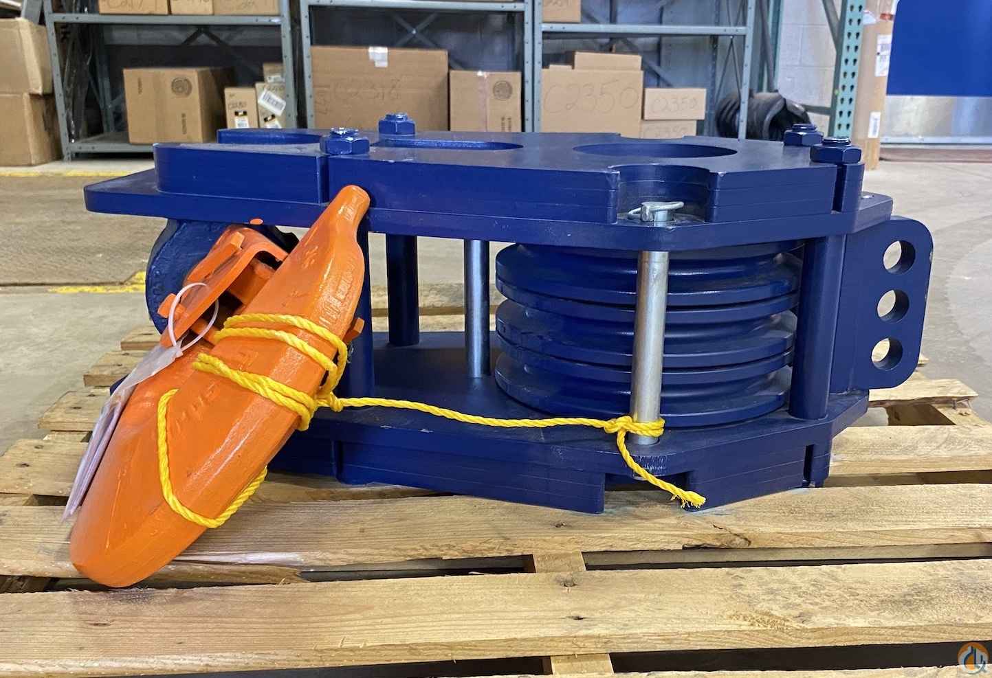 Sold 35 TON • 3 SHEAVE • 5/8 WR • 566 LBS. • MCKISSICK HOOK BLOCK Part ...
