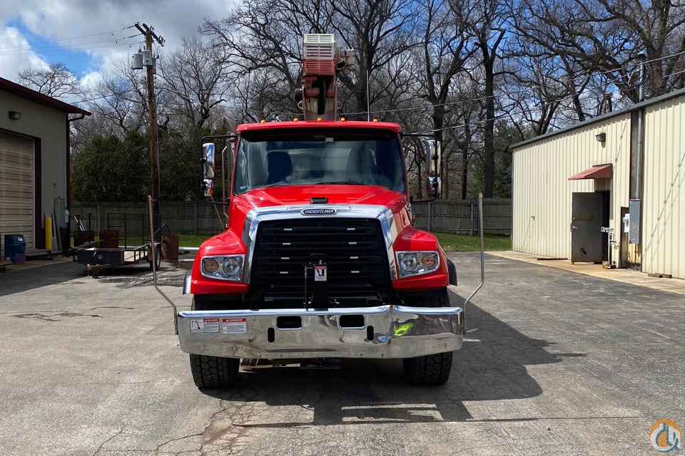 2019 National 8100D Boom Truck Crane (Sold) in Milwaukee Wisconsin Crane Network image 4