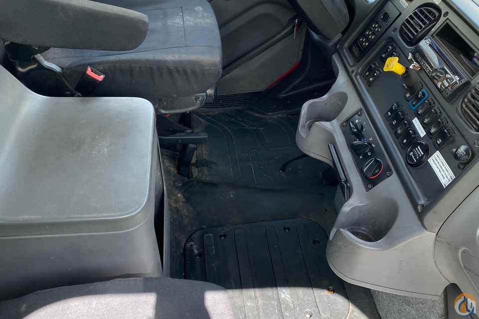 2019 National 8100D Boom Truck Crane (Sold) in Milwaukee Wisconsin Crane Network image 9