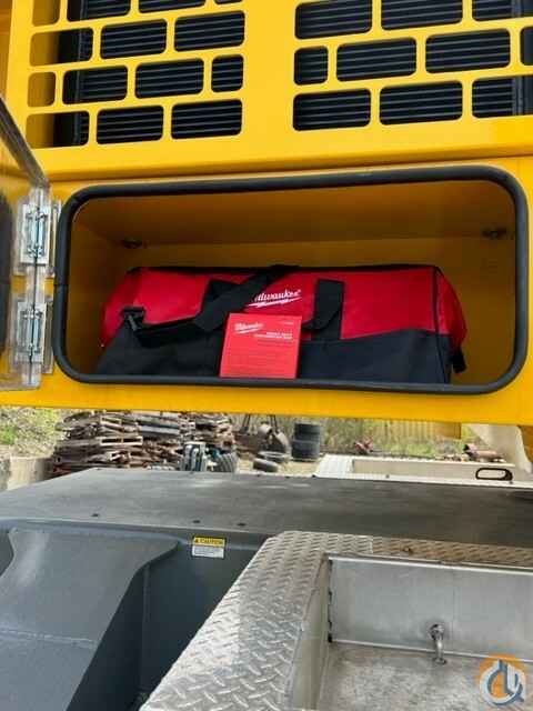 2024 Grove TMS9000-2 Truck Mounted Telescopic Boom Crane (Sold) in Shady Grove Pennsylvania Crane Network image 8