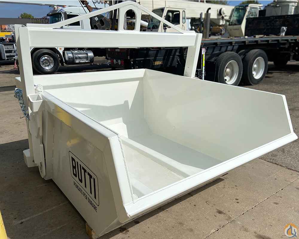 Self Dumping Bin (NEW!) -IN STOCK- Self-Dumping Bin Part for Sale in Solon Ohio Crane Network image 0