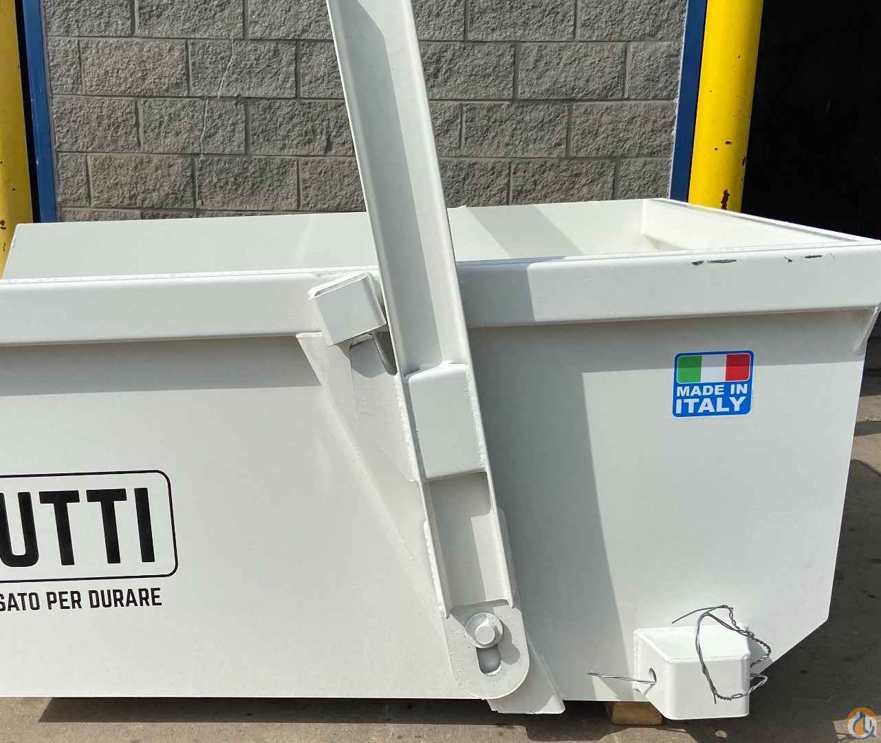 Self Dumping Bin (NEW!) -IN STOCK- Self-Dumping Bin Part for Sale in Solon Ohio Crane Network image 5