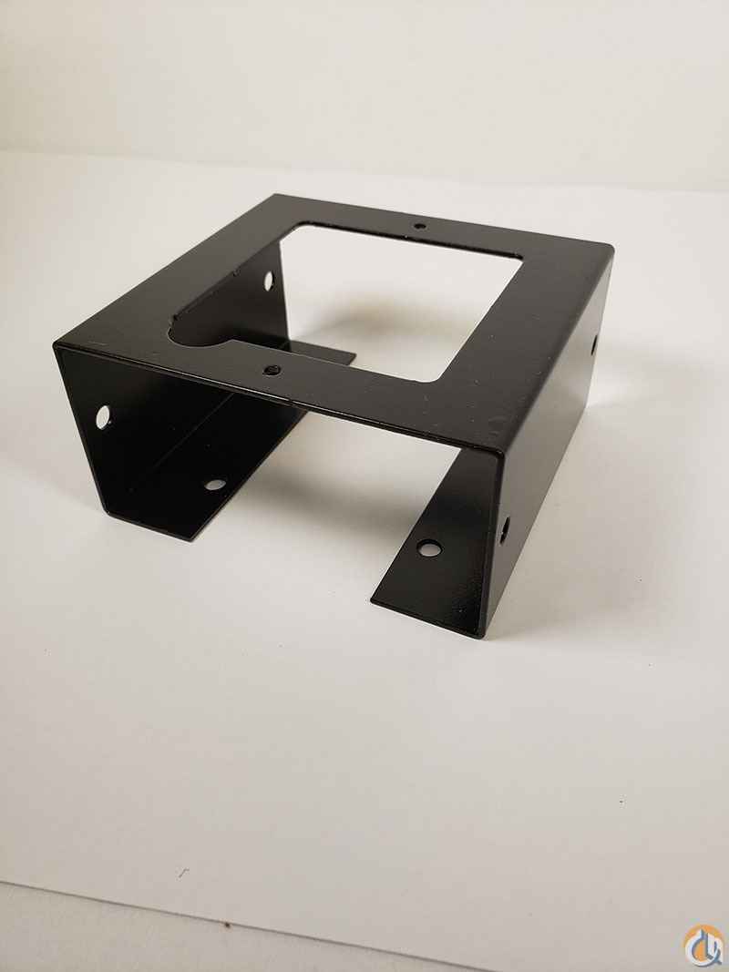 Hunter Heater Mounting Bracket Miscellaneous Part for Sale in Cleveland Ohio Crane Network image 0