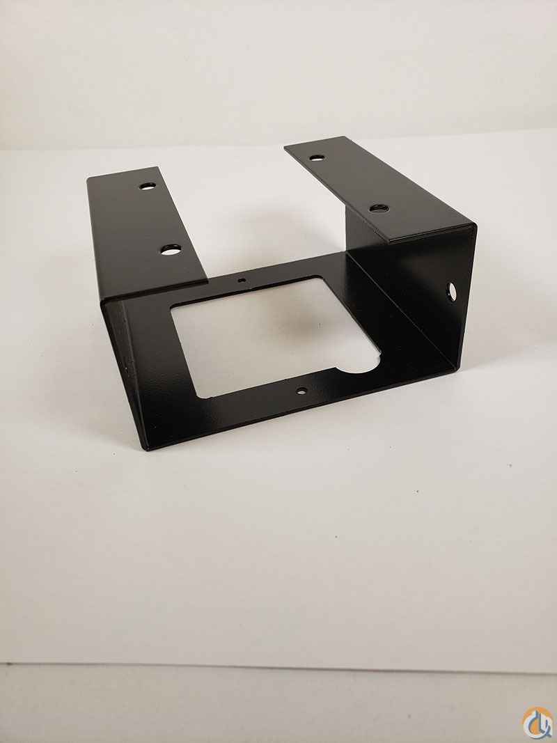 Hunter Heater Mounting Bracket Miscellaneous Part for Sale in Cleveland Ohio Crane Network image 1