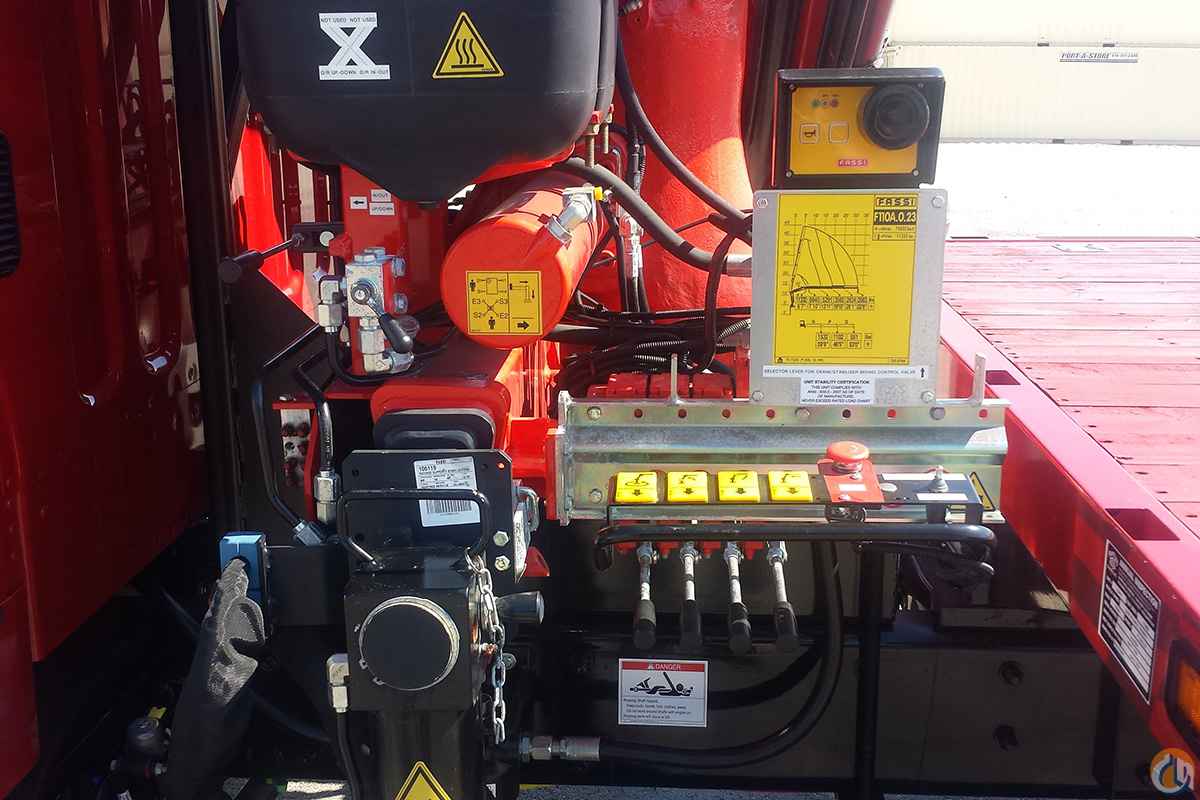 NEW FASSI F110A.0.23 Mounted Knuckle Boom Crane (Sold) in Milwaukee Wisconsin Crane Network image 9