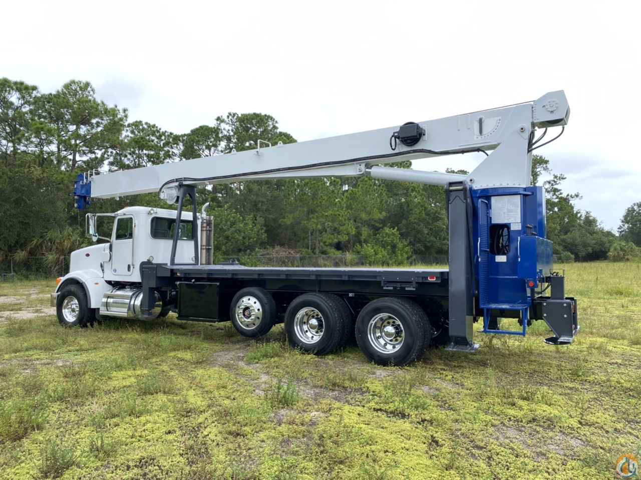 MANITEX 30124WL 30 TON 124’ REAR MOUNT, 2012 500 HP PETE 365 Boom Truck Crane (Sold) in New York Crane Network image 3