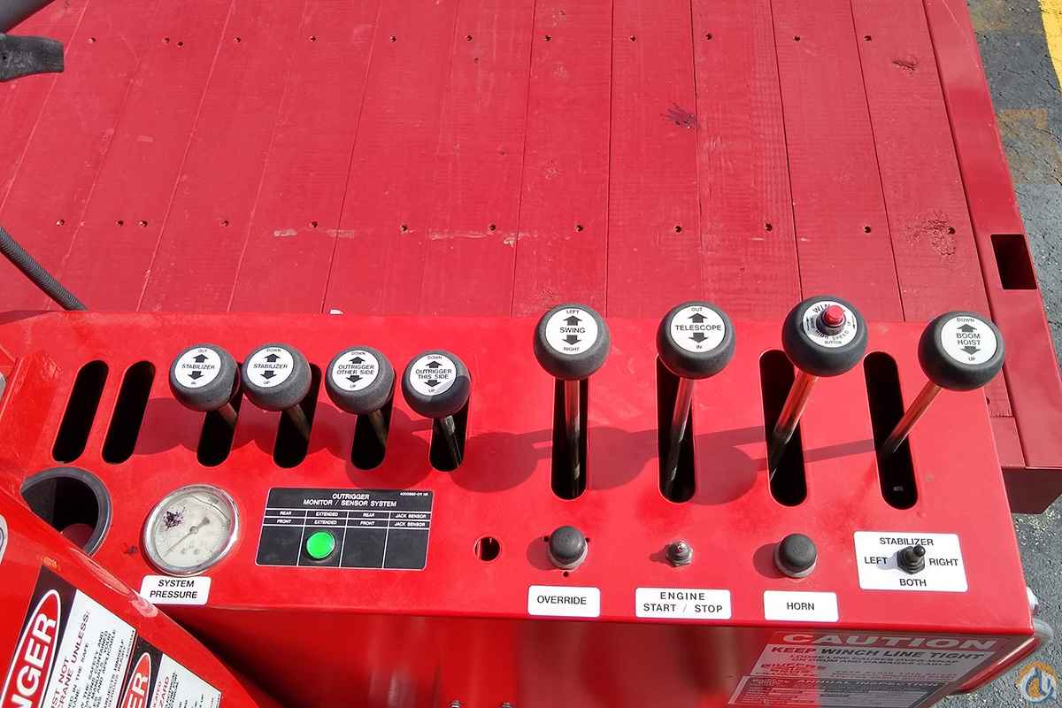 MANITEX 2892C Boom Truck Crane (Sold) in Milwaukee Wisconsin Crane Network image 7