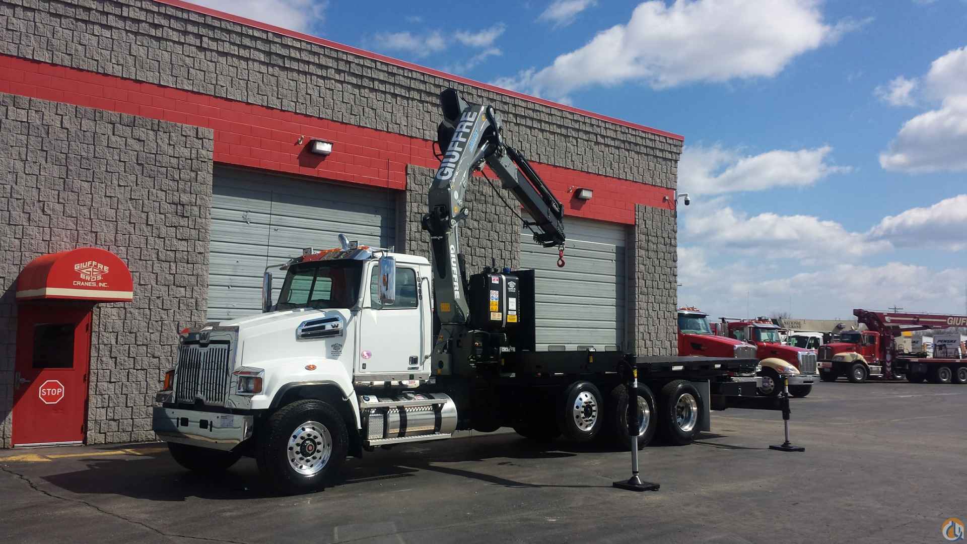 NEW MANITEX 38528 SP GOLD ARTICULATING CRANE Mounted Knuckle Boom Crane (Sold) in Milwaukee Wisconsin Crane Network image 0