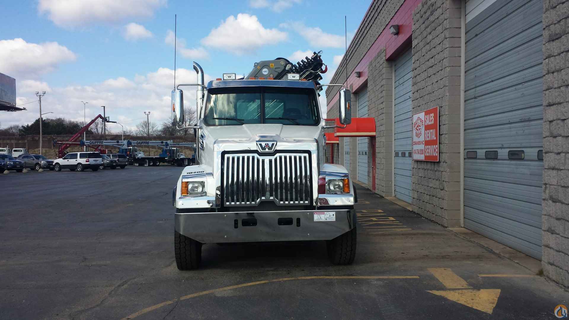 NEW MANITEX 38528 SP GOLD ARTICULATING CRANE Mounted Knuckle Boom Crane (Sold) in Milwaukee Wisconsin Crane Network image 2