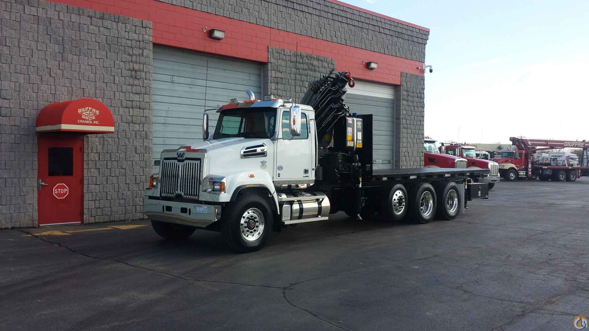 NEW MANITEX 38528 SP GOLD ARTICULATING CRANE Mounted Knuckle Boom Crane (Sold) in Milwaukee Wisconsin Crane Network image 8