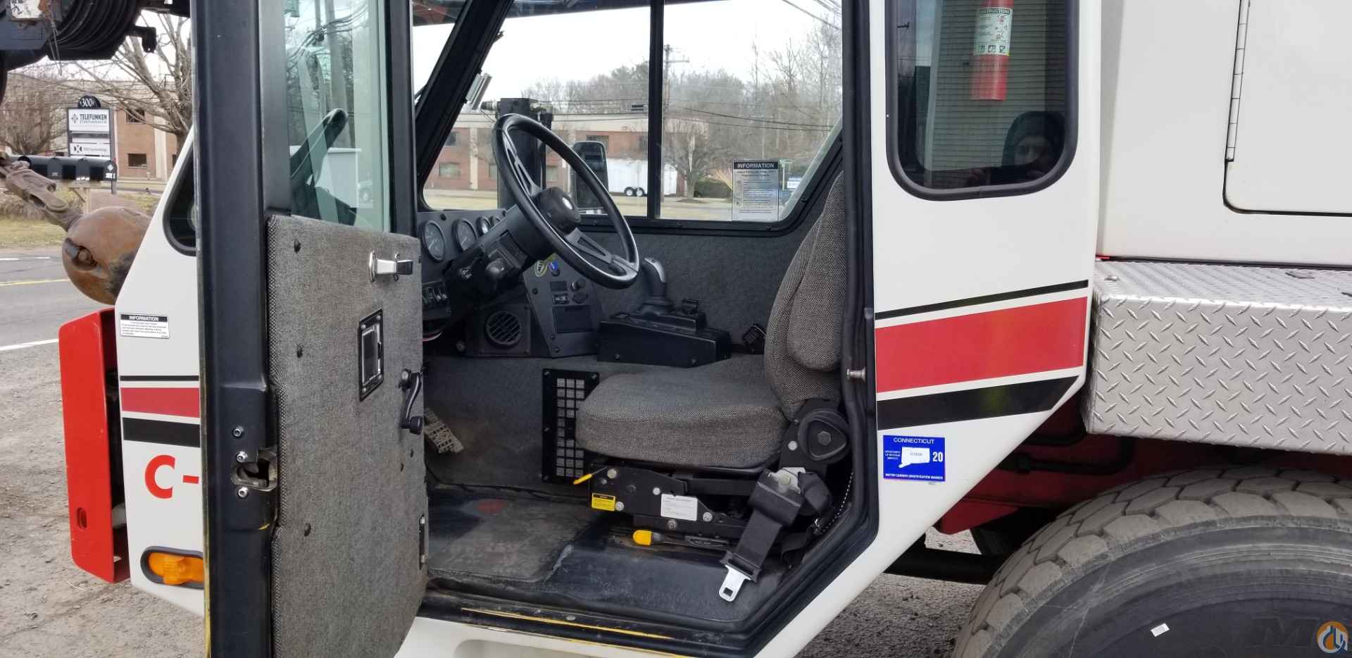 2007 Link Belt HTC-8660 II Truck Mounted Telescopic Boom Crane (Sold) in South Windsor Connecticut Crane Network image 15