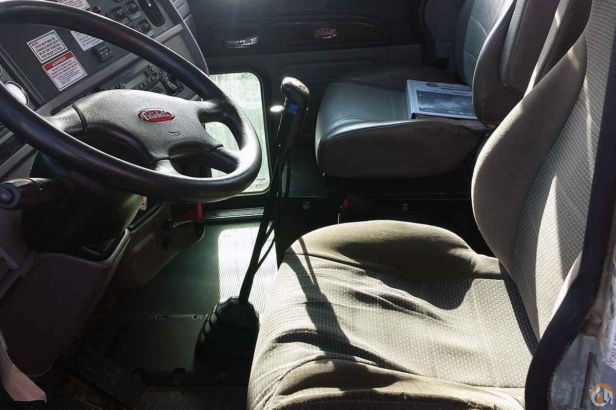 USED NATIONAL 14127H Boom Truck Crane (Sold) in Milwaukee Wisconsin Crane Network image 7