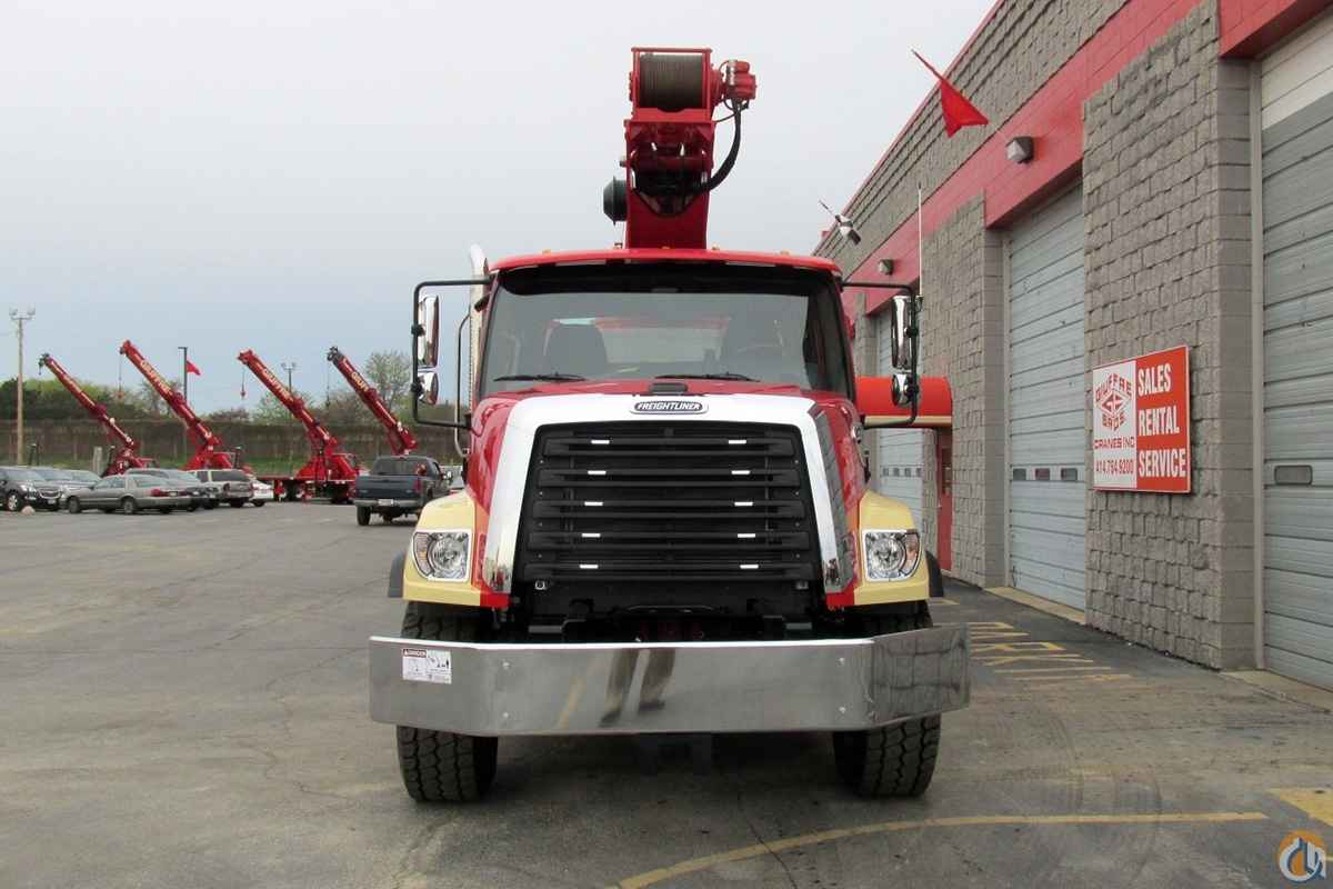 MANITEX 30102C AVAILABLE AT GIUFFRE BROS Boom Truck Crane (Sold) in Milwaukee Wisconsin Crane Network image 2