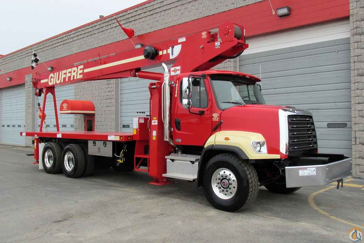MANITEX 30102C AVAILABLE AT GIUFFRE BROS Boom Truck Crane (Sold) in Milwaukee Wisconsin Crane Network image 5