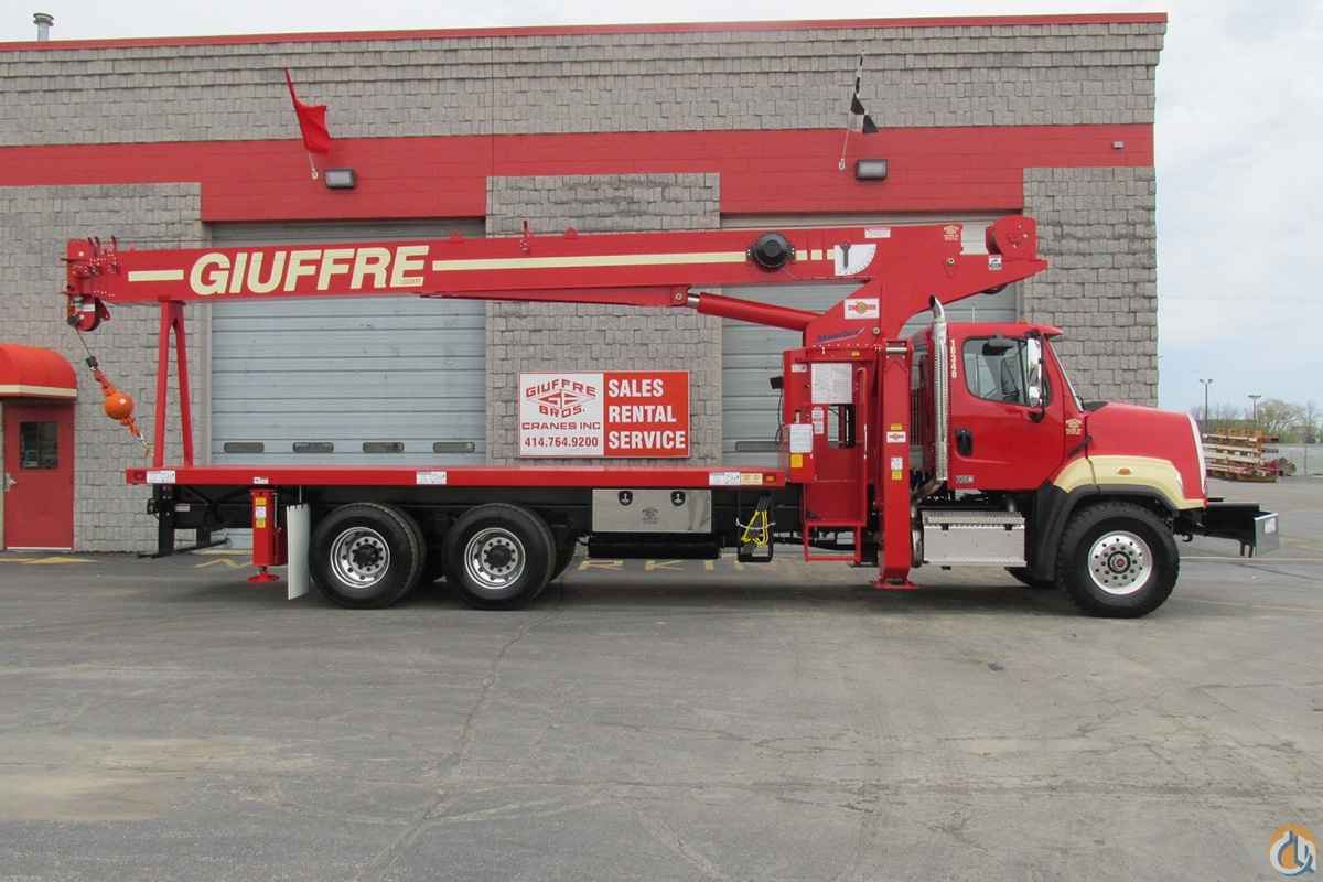 MANITEX 30102C AVAILABLE AT GIUFFRE BROS Boom Truck Crane (Sold) in Milwaukee Wisconsin Crane Network image 6