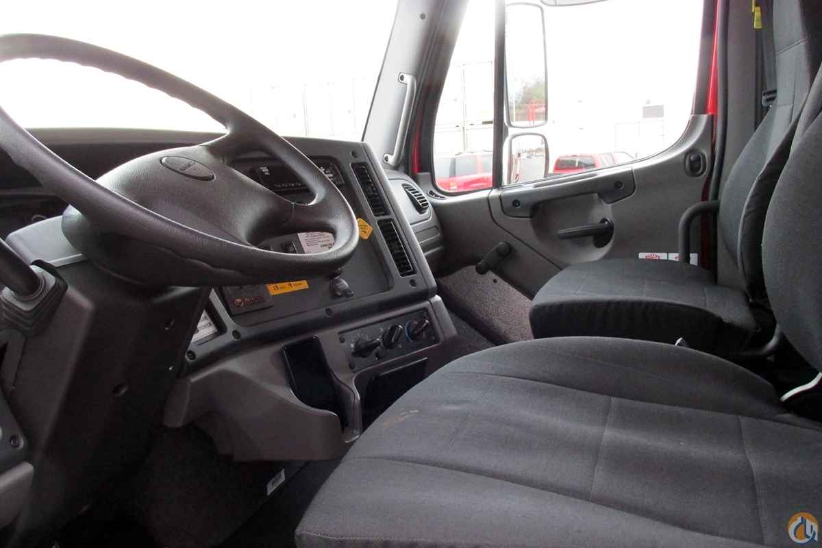 MANITEX 30102C AVAILABLE AT GIUFFRE BROS Boom Truck Crane (Sold) in Milwaukee Wisconsin Crane Network image 10