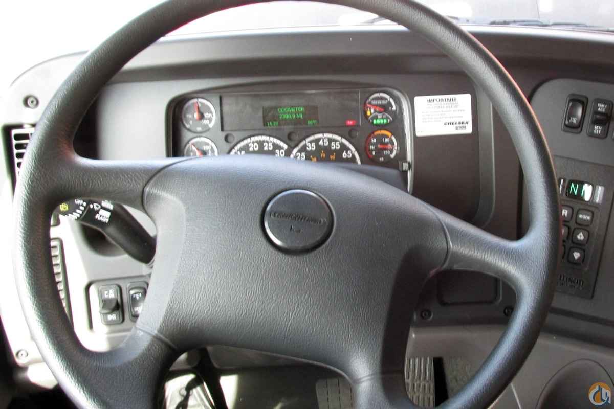 NEW TEREX BT28106 AT GIUFFRE BROS! Boom Truck Crane (Sold) in Milwaukee Wisconsin Crane Network image 5