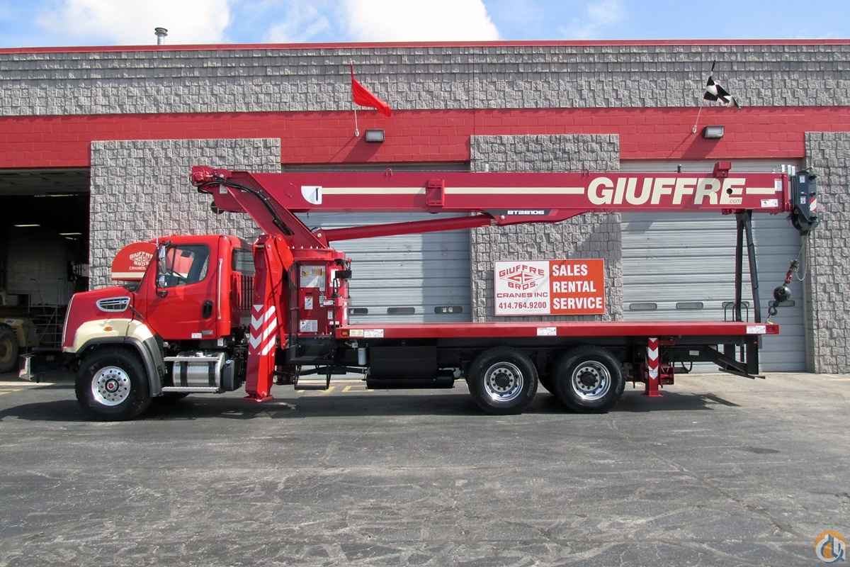 NEW TEREX BT28106 AT GIUFFRE BROS! Boom Truck Crane (Sold) in Milwaukee Wisconsin Crane Network image 6