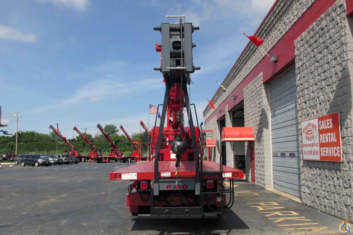 NEW TEREX BT28106 AT GIUFFRE BROS! Boom Truck Crane (Sold) in Milwaukee Wisconsin Crane Network image 9