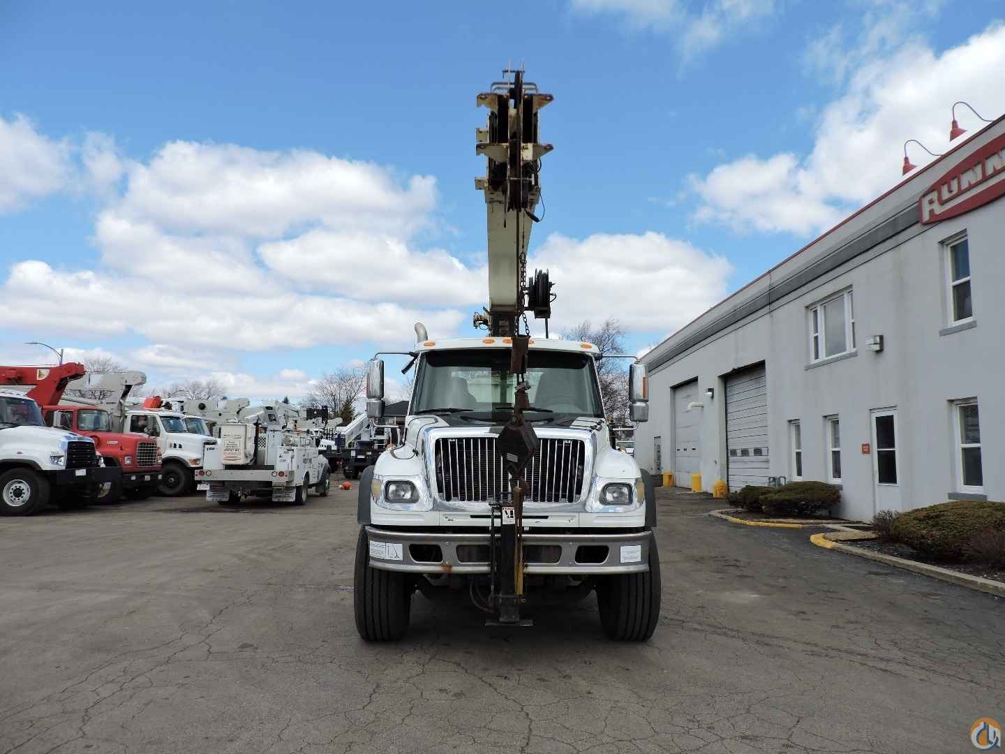 680D Tractor Mount Crane on a 2004 International 7600 6x4 Boom Truck Crane (Sold) in Lyons Illinois Crane Network image 4