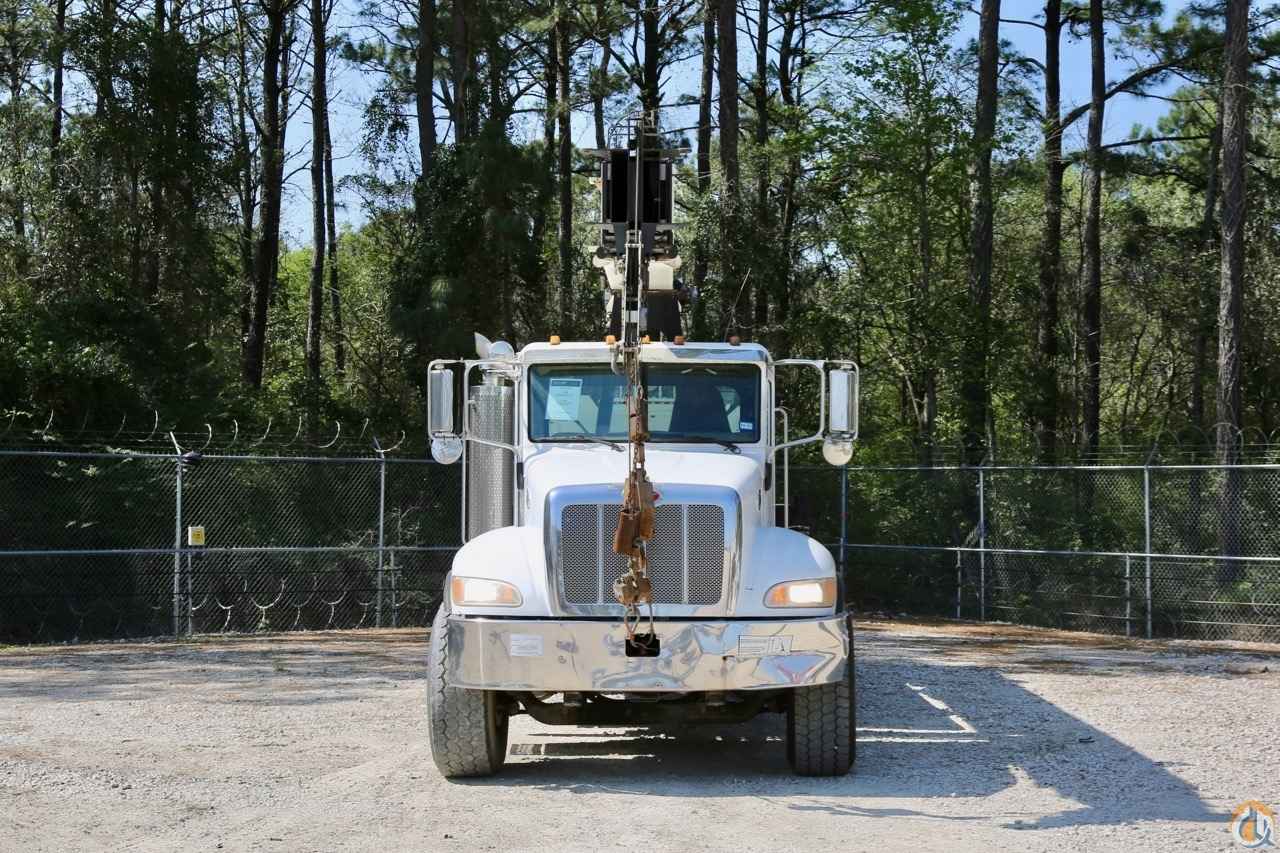 Used National 900A mounted to 2007 Peterbilt 340 chassis Boom Truck Crane (Sold) in Houston Texas Crane Network image 7