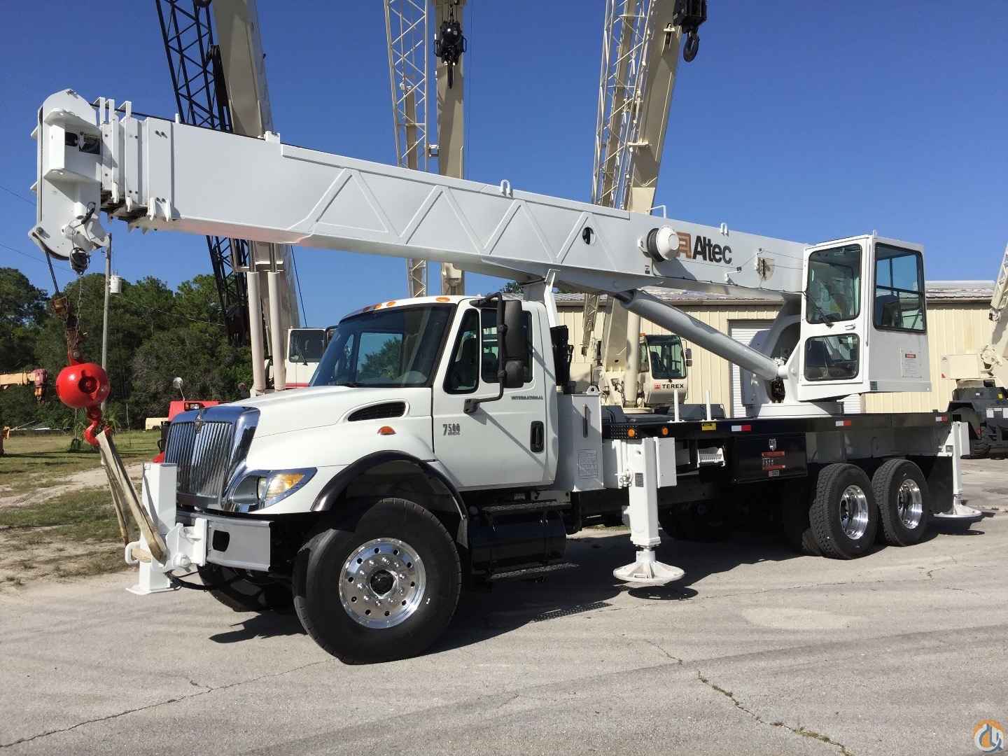 2007 INTERNATIONAL HT570 W/ ALTEC 38 ton AC38127S Boom Truck Crane (Sold) in Fort Pierce Florida Crane Network image 7