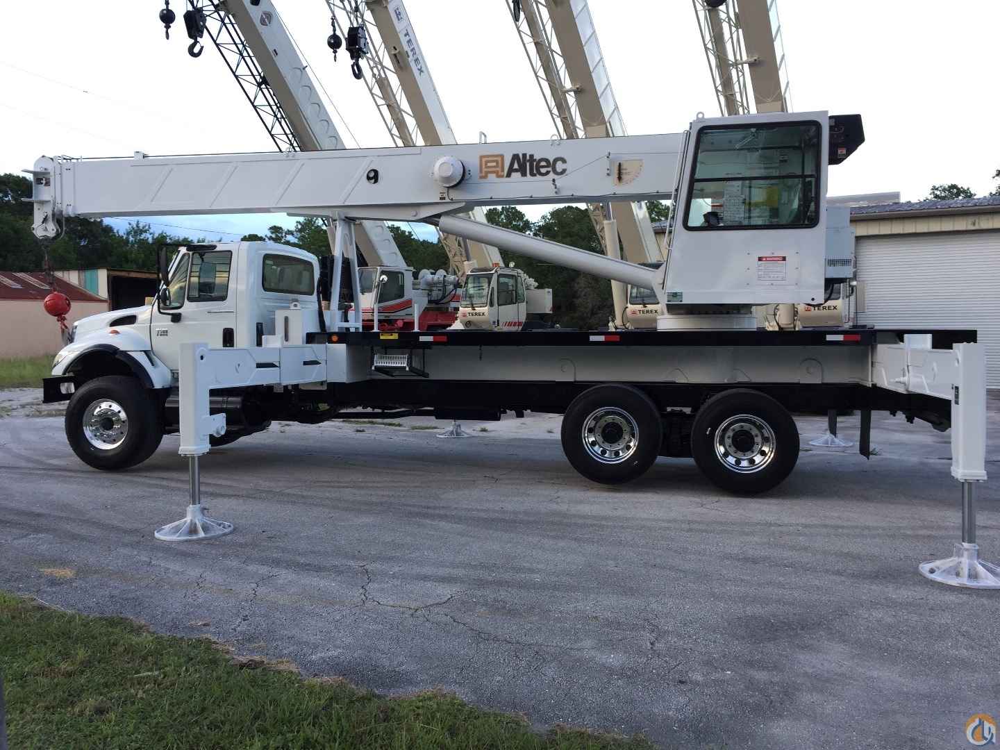 2007 INTERNATIONAL HT570 W/ ALTEC 38 ton AC38127S Boom Truck Crane (Sold) in Fort Pierce Florida Crane Network image 25