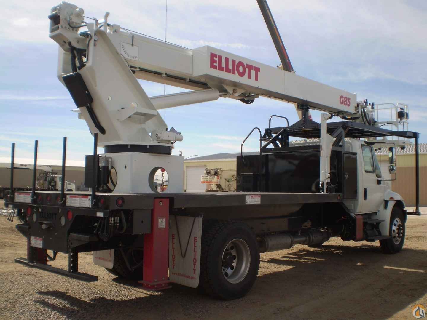 New Elliott HiReach G85R mounted to 2016 International 4300 Aerial Man Lifts Crane (Sold) in Colorado Crane Network image 3