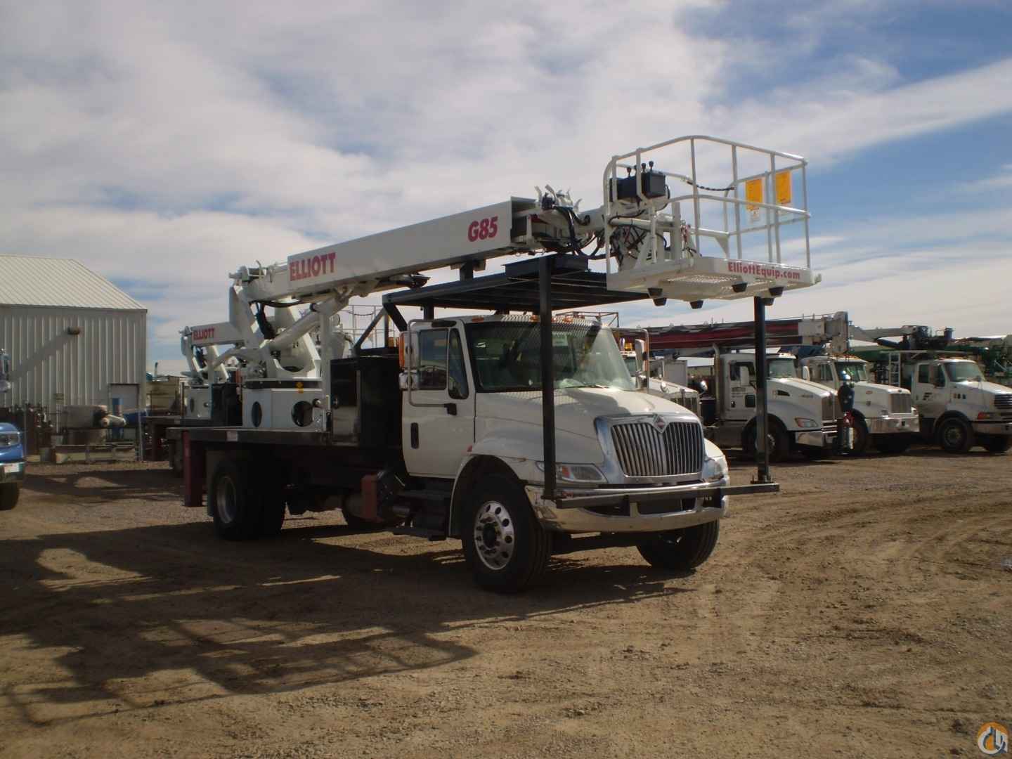 New Elliott HiReach G85R mounted to 2016 International 4300 Aerial Man Lifts Crane (Sold) in Colorado Crane Network image 1