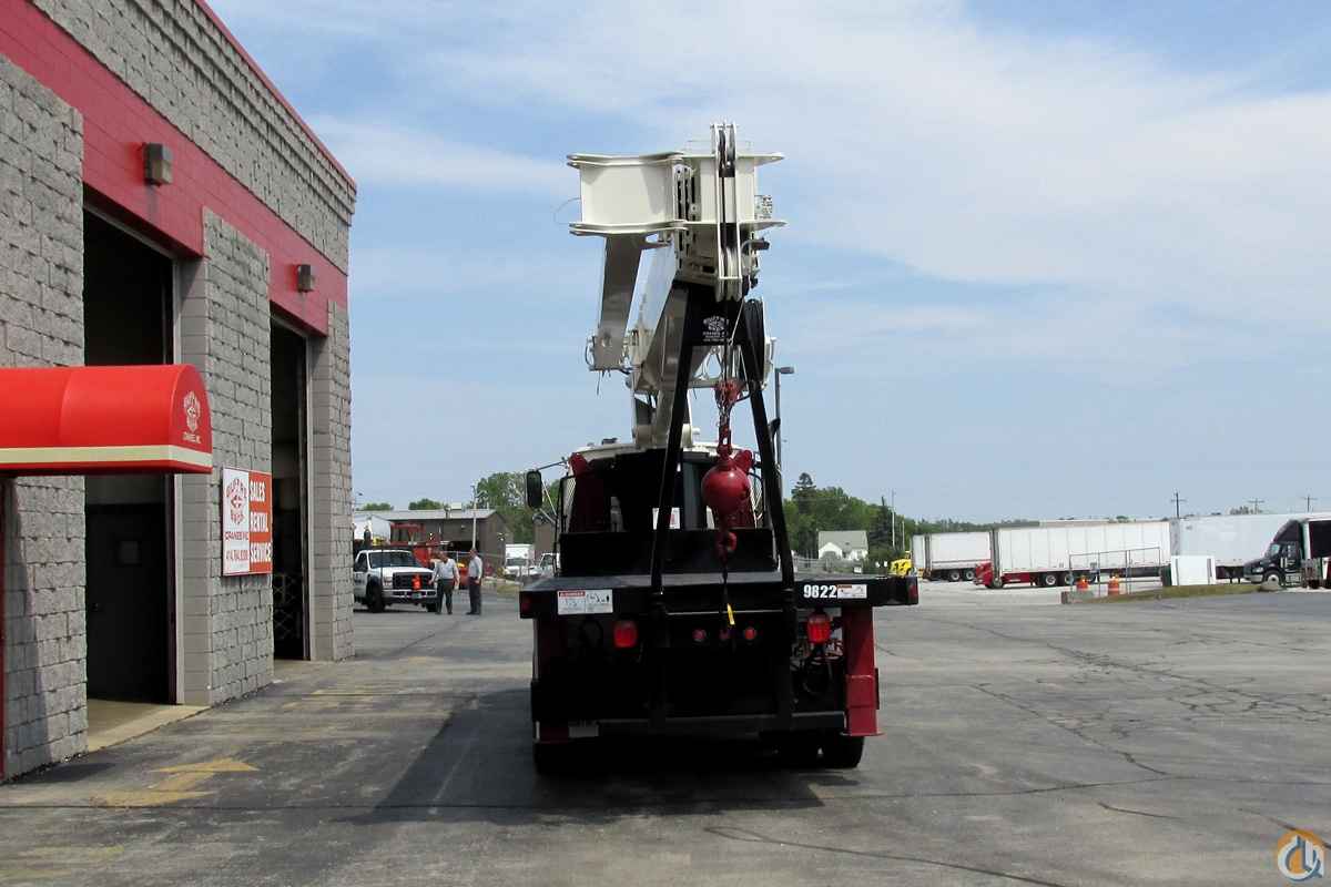 USED 23.5 TON GREAT CONDITION - ON 1999 STERLING TRUCK Boom Truck Crane (Sold) in Milwaukee Wisconsin Crane Network image 1