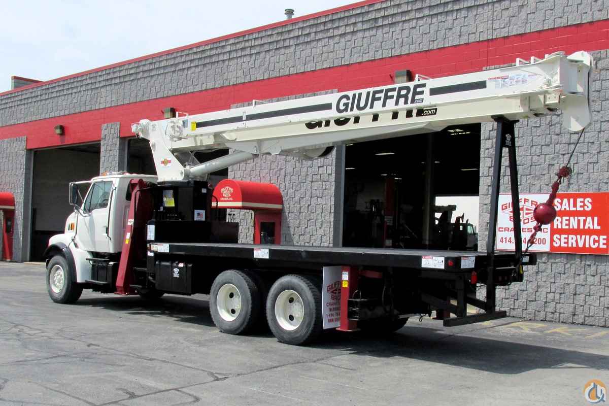 USED 23.5 TON GREAT CONDITION - ON 1999 STERLING TRUCK Boom Truck Crane (Sold) in Milwaukee Wisconsin Crane Network image 9