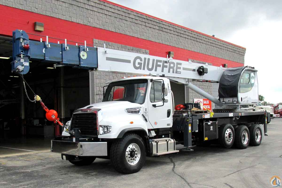 New 40 ton Manitex on Freightliner 114SD Tandem w/ pusher. 189' tip!!! Boom Truck Crane (Sold) in Milwaukee Wisconsin Crane Network image 2